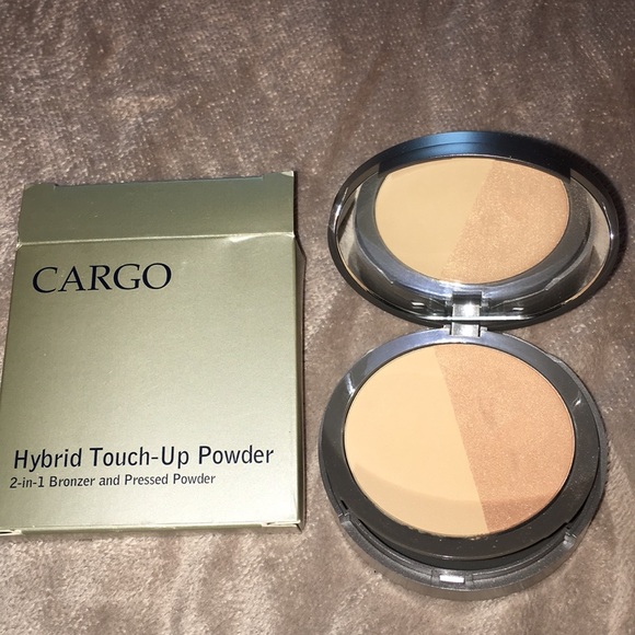 Cargo Hybrid Touch-Up Powder 2 in 1 Bronzer Powder